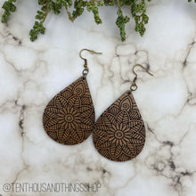 Load image into Gallery viewer, Walnut Laser Cut Earrings